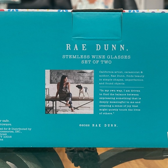 🆕 Rae Dunn Señor & Señorita Set of 2 Stemless Wine Glasses. New in Box and NWT - Picture 7 of 10